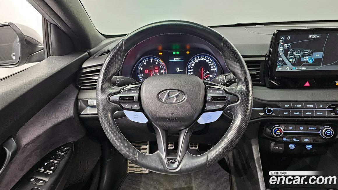 Hyundai Veloster 2022