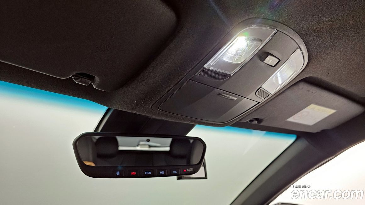 Hyundai Veloster 2022