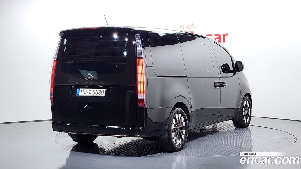 Hyundai Staria 2022