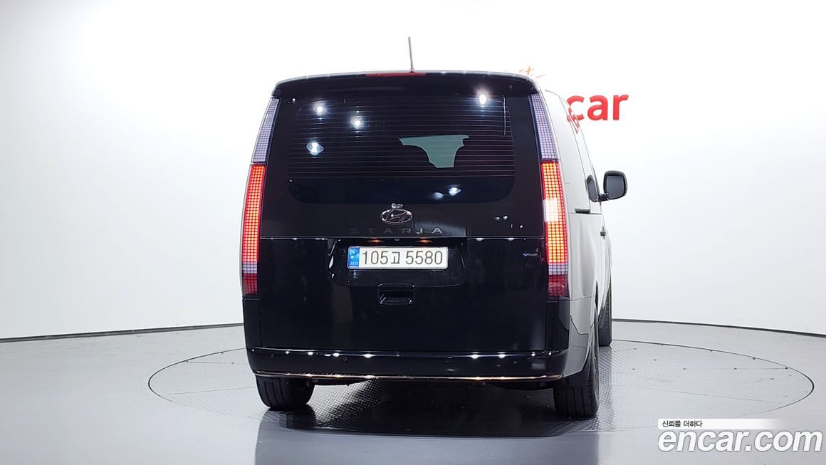 Hyundai Staria 2022