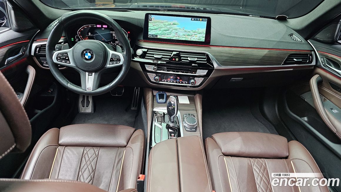 BMW 5-Series 2021