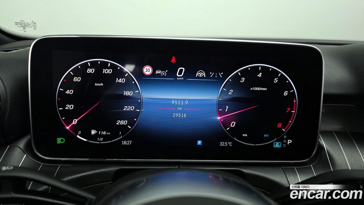 Mercedes-Benz C-Class 2024