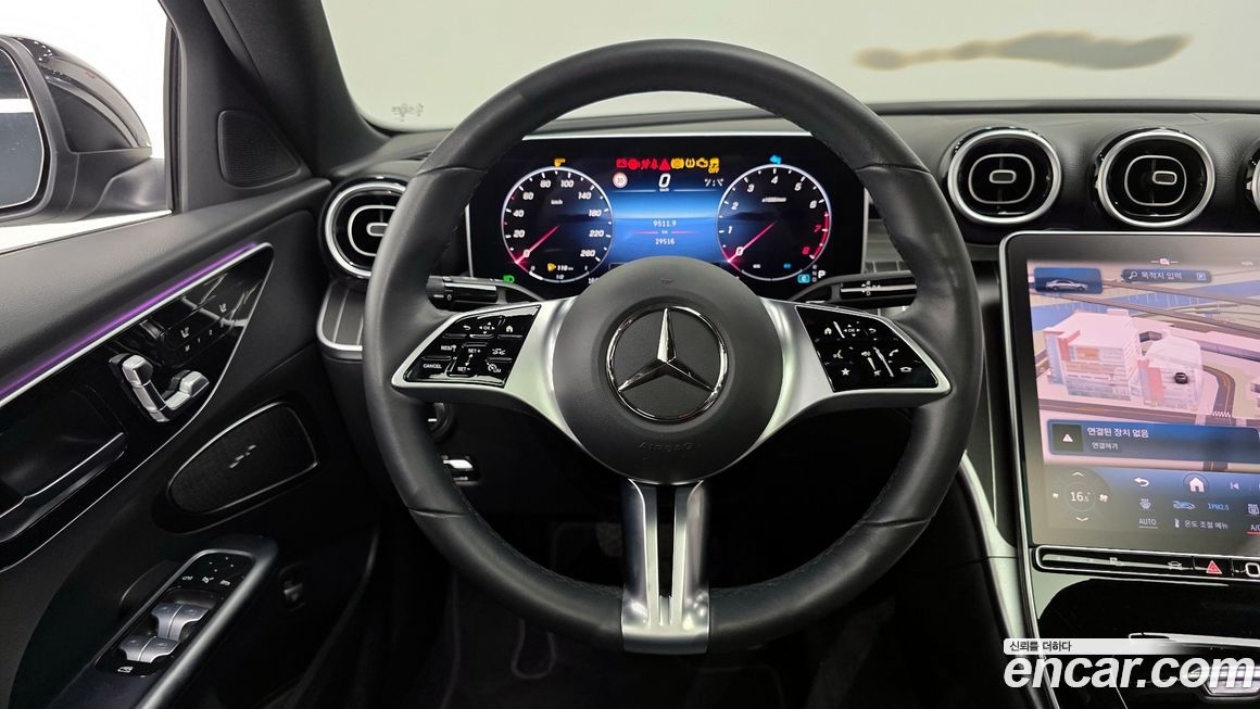 Mercedes-Benz C-Class 2024