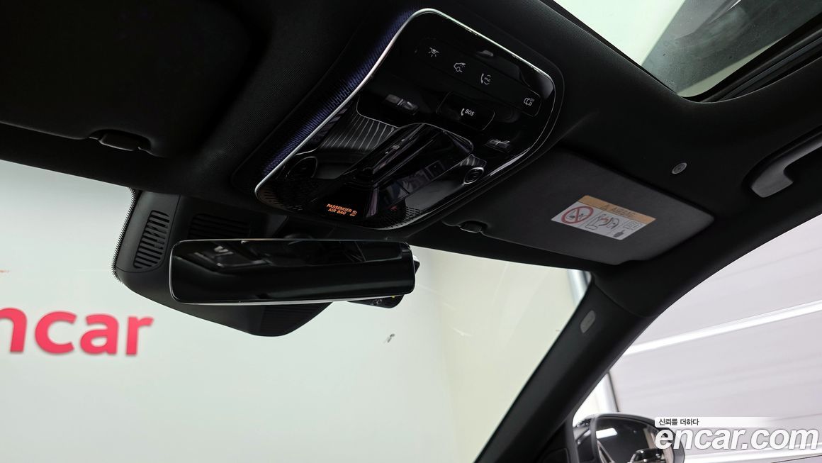 Mercedes-Benz C-Class 2024