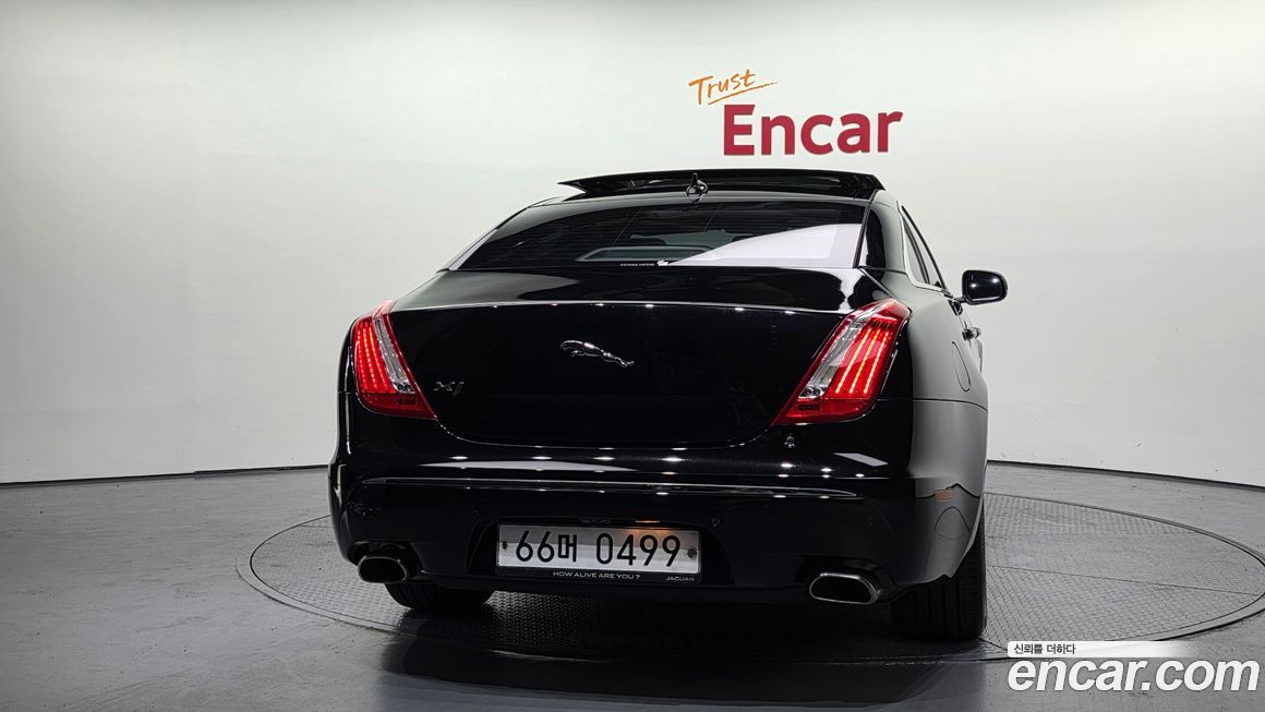 Jaguar XJ 2013