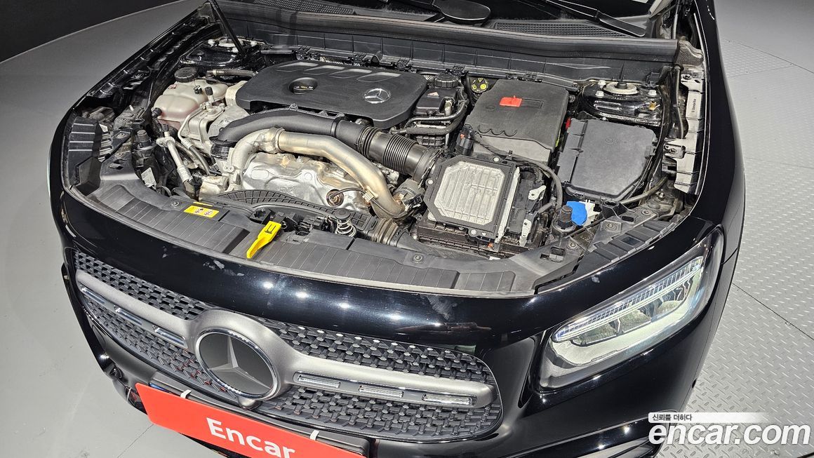 Mercedes-Benz GLB-Class 2024