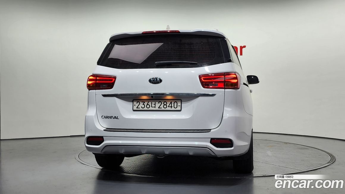 Kia Canival 2019