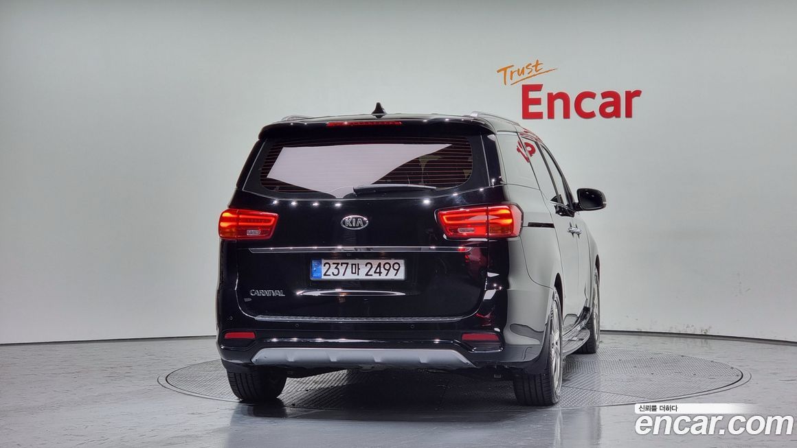 Kia Canival 2019