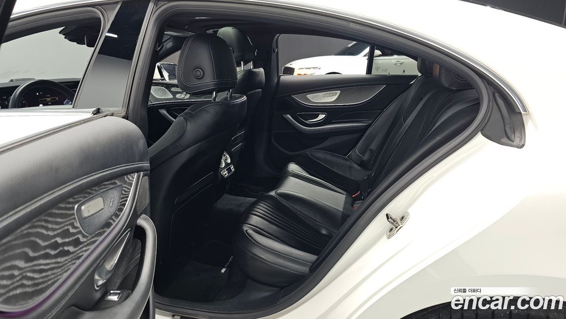 Mercedes-Benz CLS-Class 2021