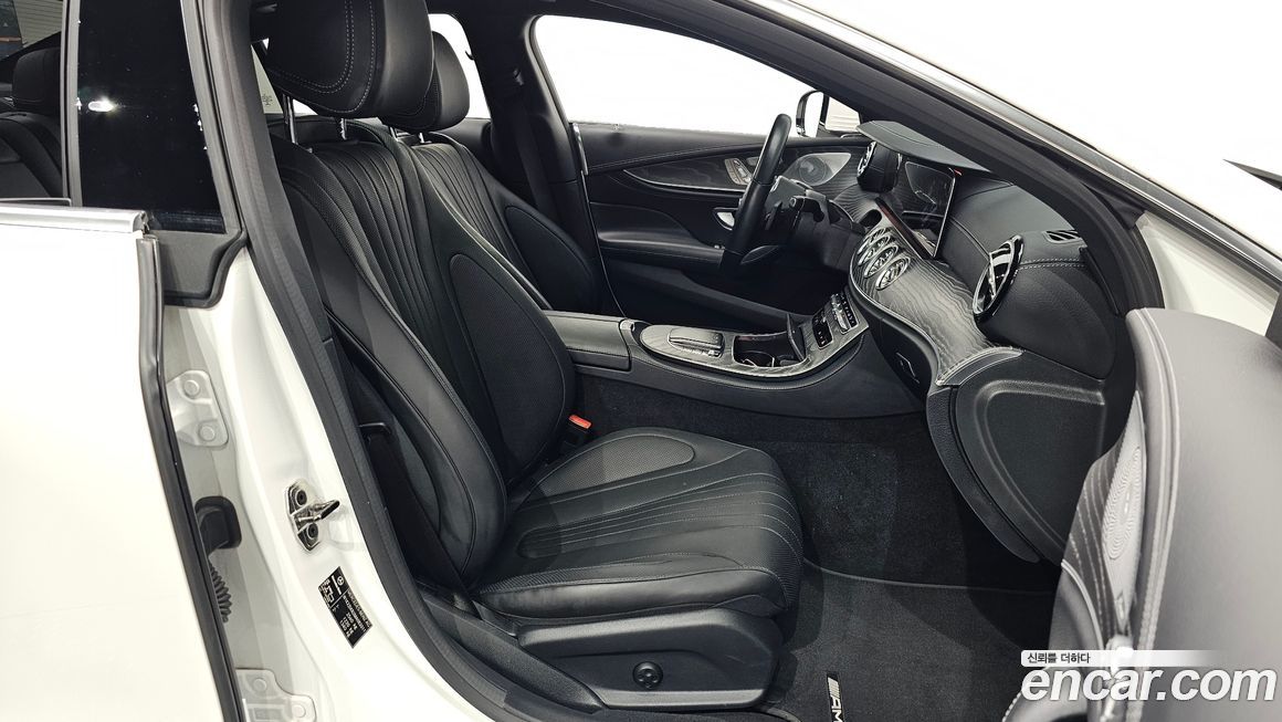 Mercedes-Benz CLS-Class 2021