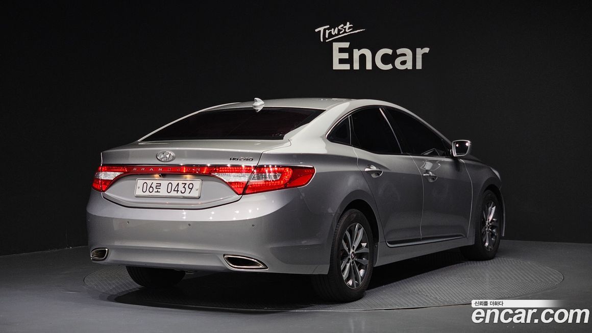 Hyundai Grandeur 2012