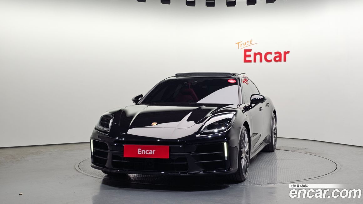 Porsche Panamera 2025