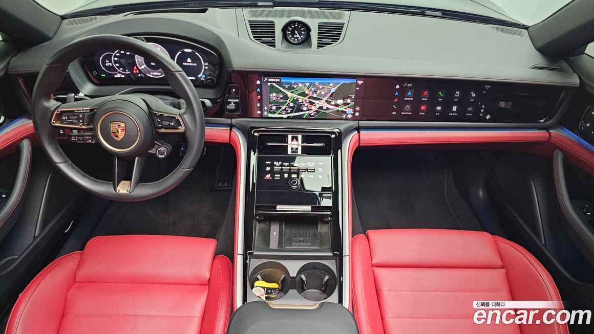 Porsche Panamera 2025