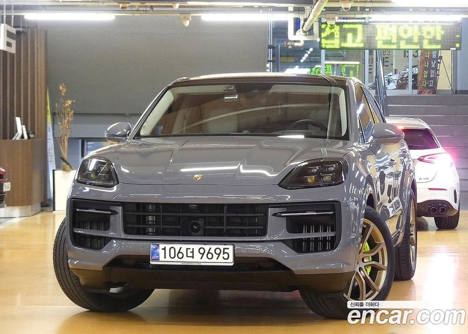 Porsche Cayenne 2024