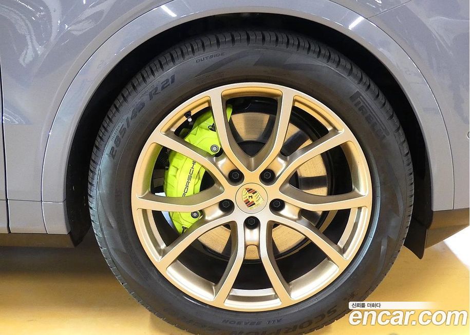 Porsche Cayenne 2024