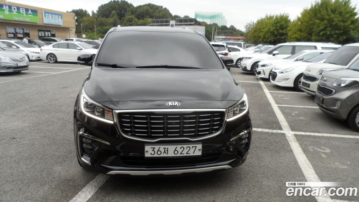 Kia Canival 2019