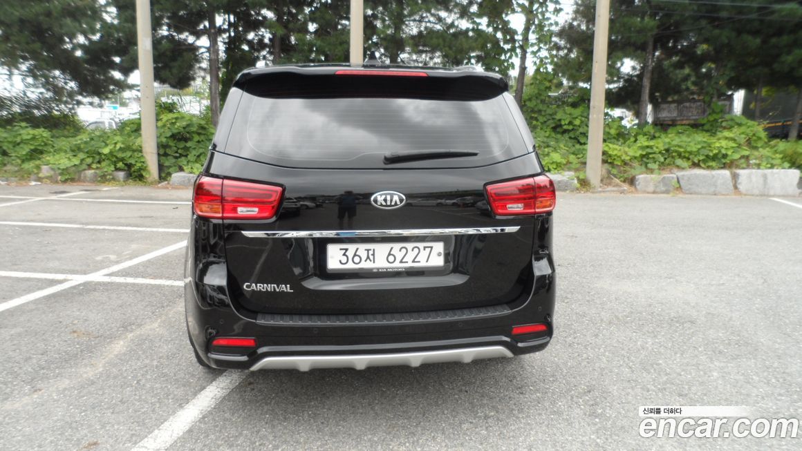 Kia Canival 2019