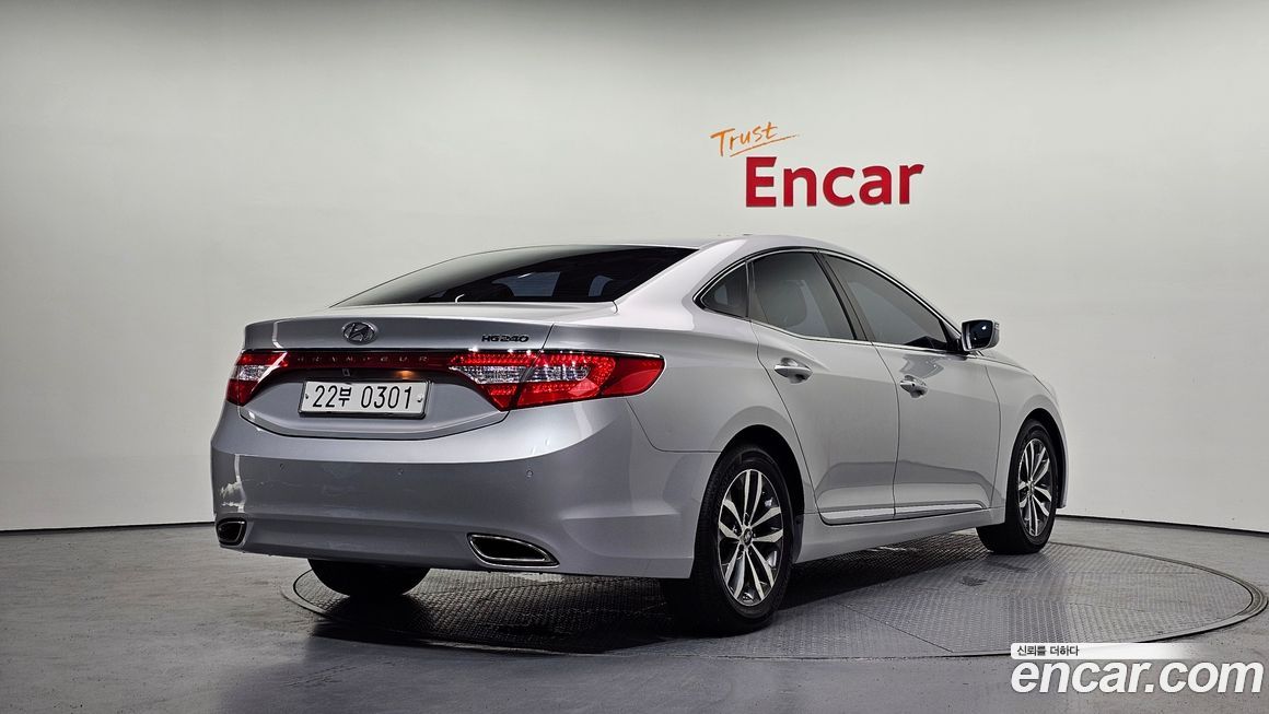 Hyundai Grandeur 2012
