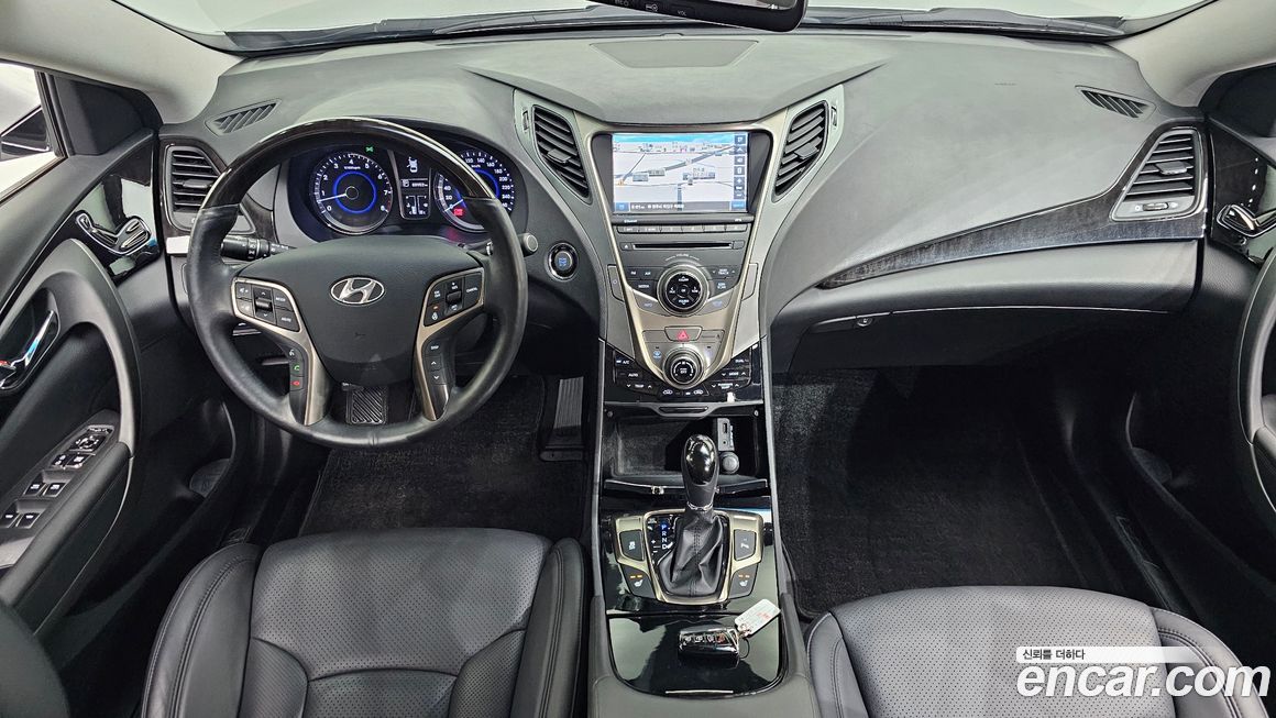 Hyundai Grandeur 2012