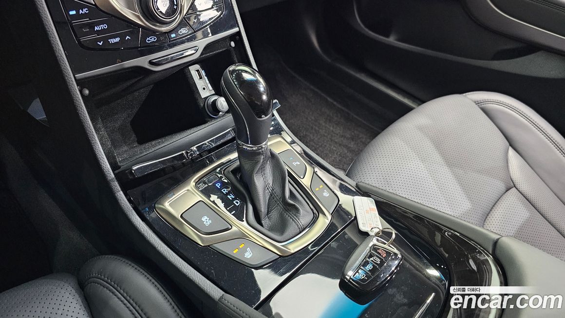 Hyundai Grandeur 2012