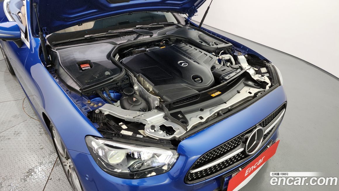 Mercedes-Benz E-Class 2023