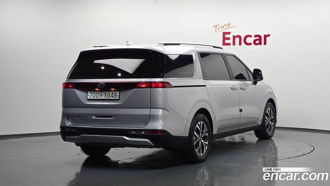 Kia Canival 2021
