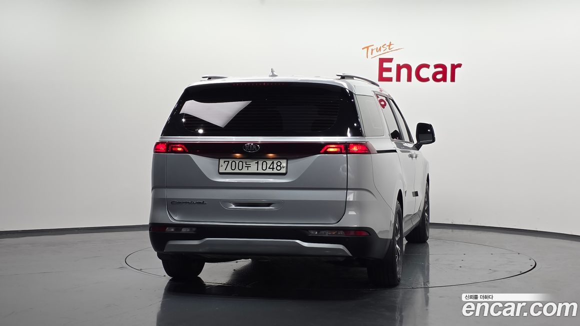 Kia Canival 2021