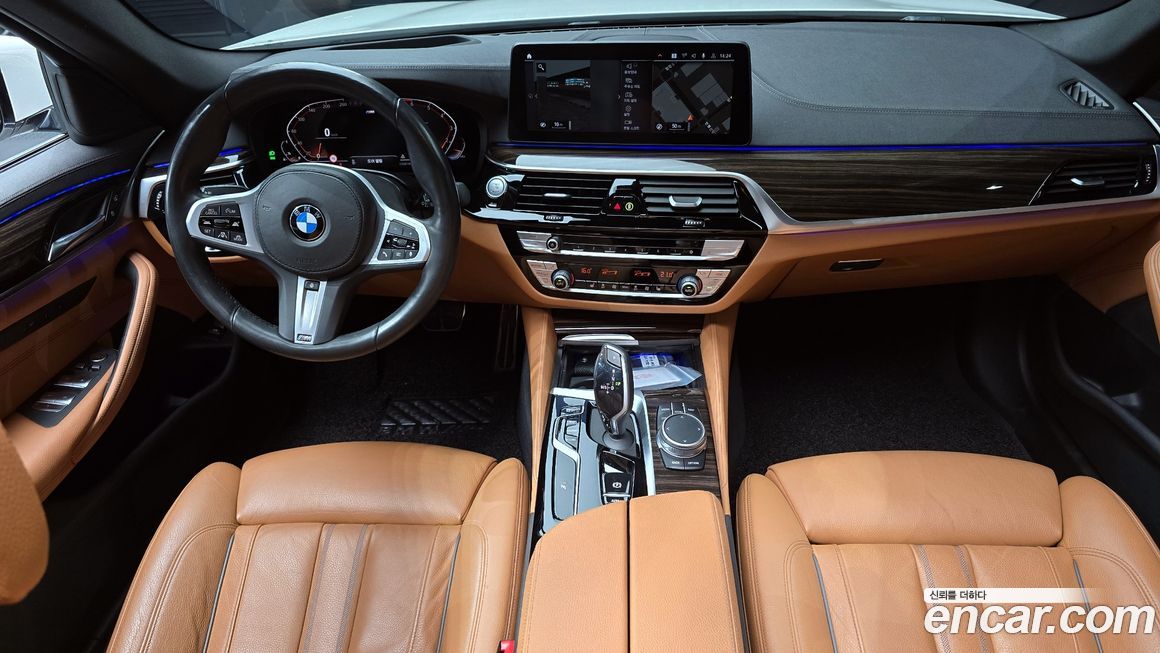 BMW 5-Series 2021