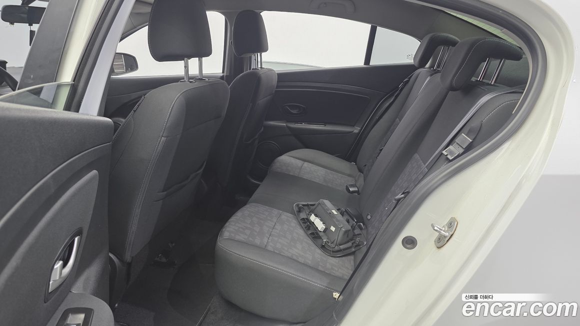 Renault-KoreaSamsung SM3 2014