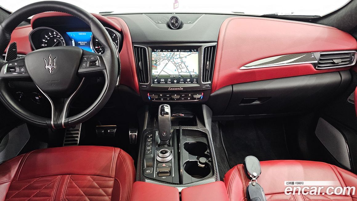 Maserati Levante 2021