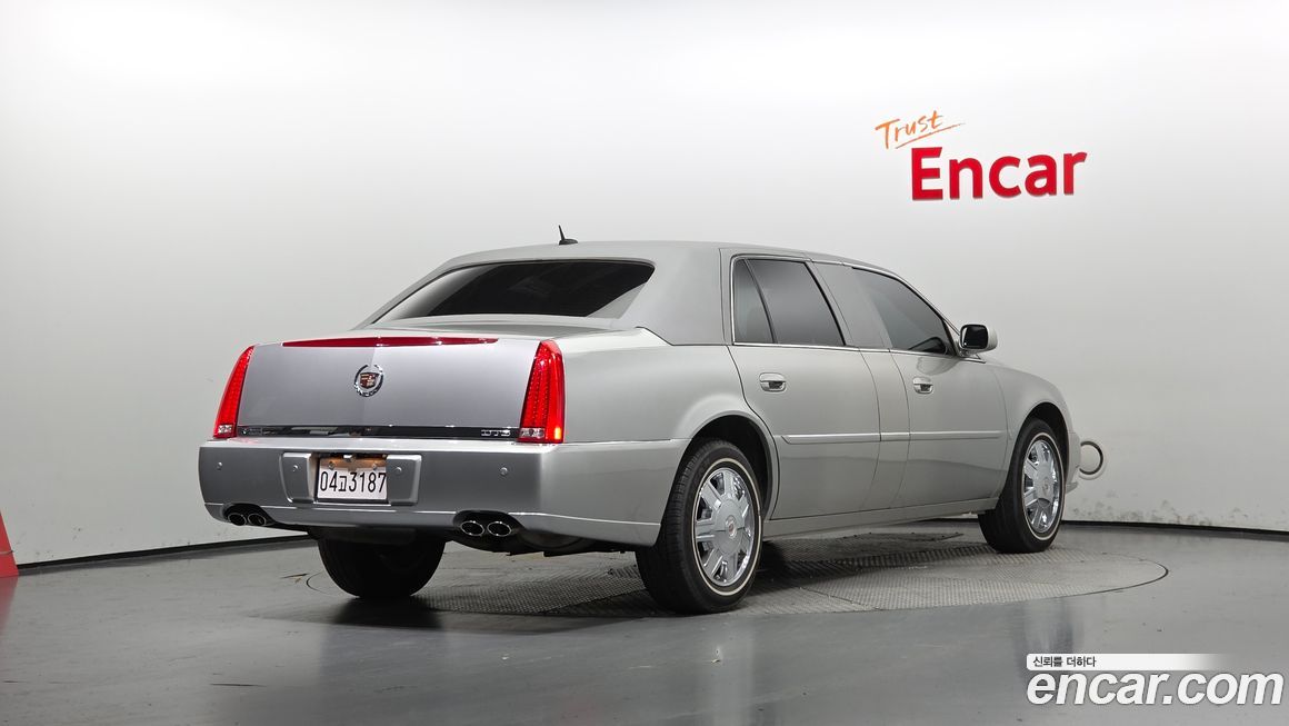 Cadillac DTS 2008