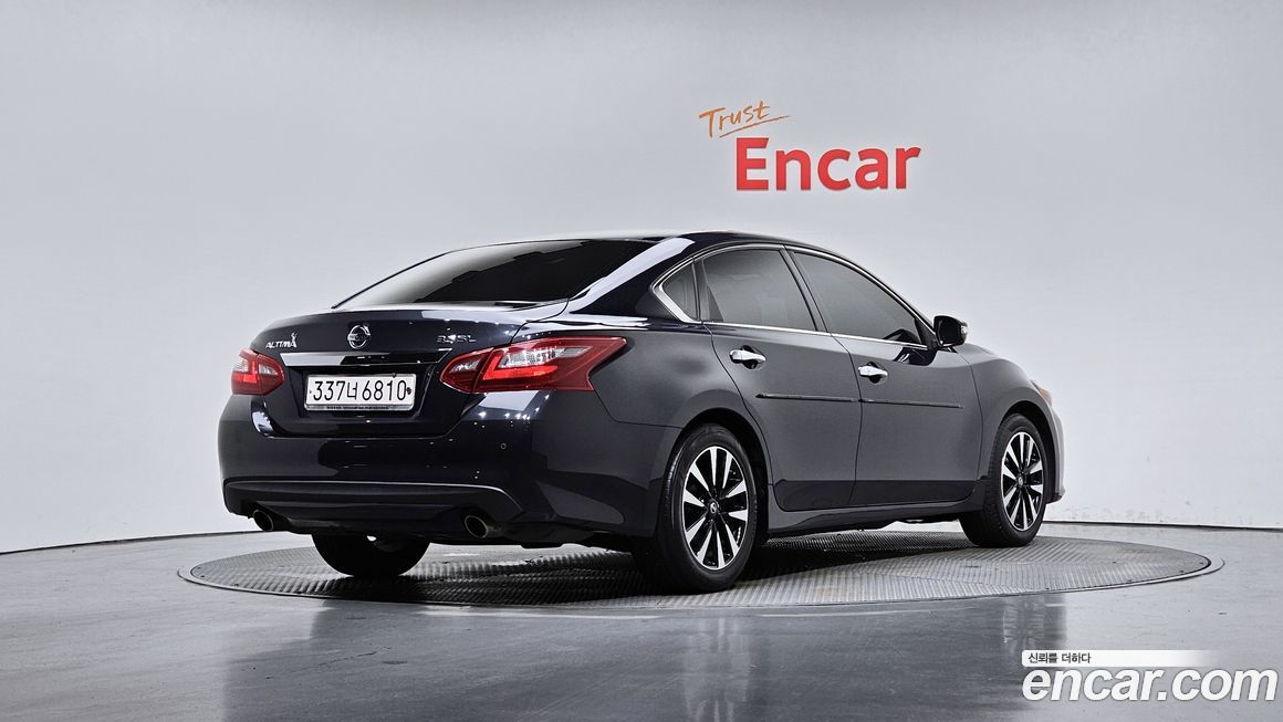 Nissan Altima 2018