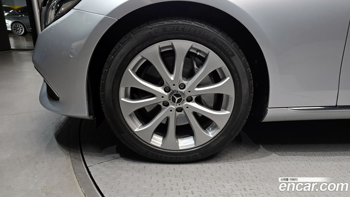 Mercedes-Benz E-Class 2019