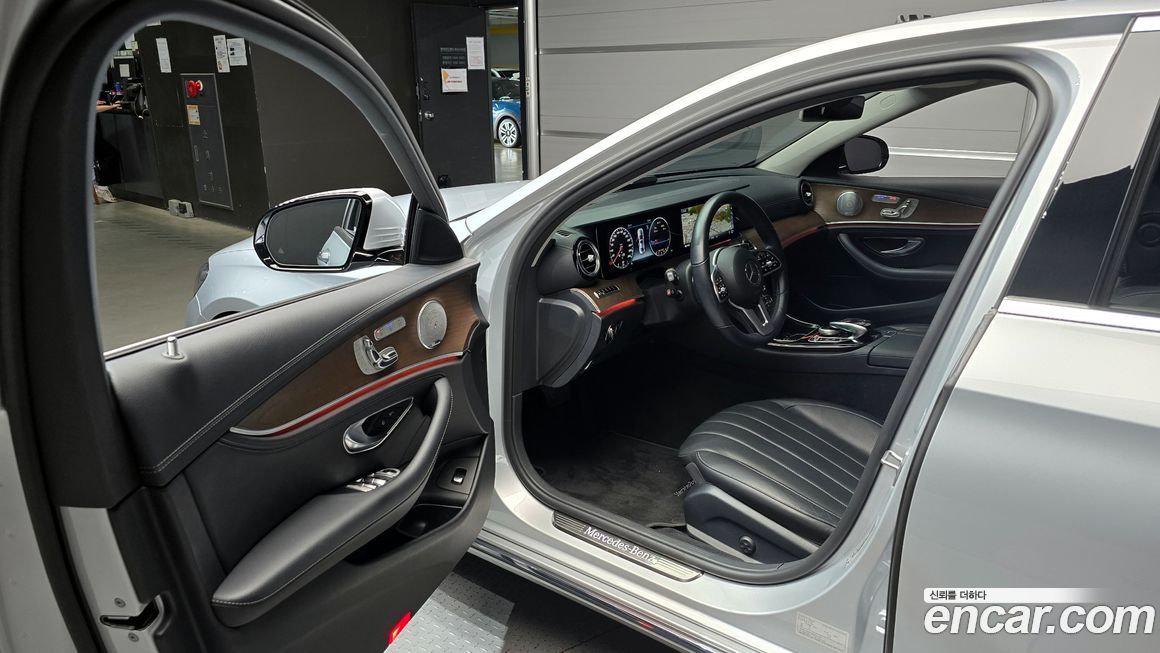 Mercedes-Benz E-Class 2019