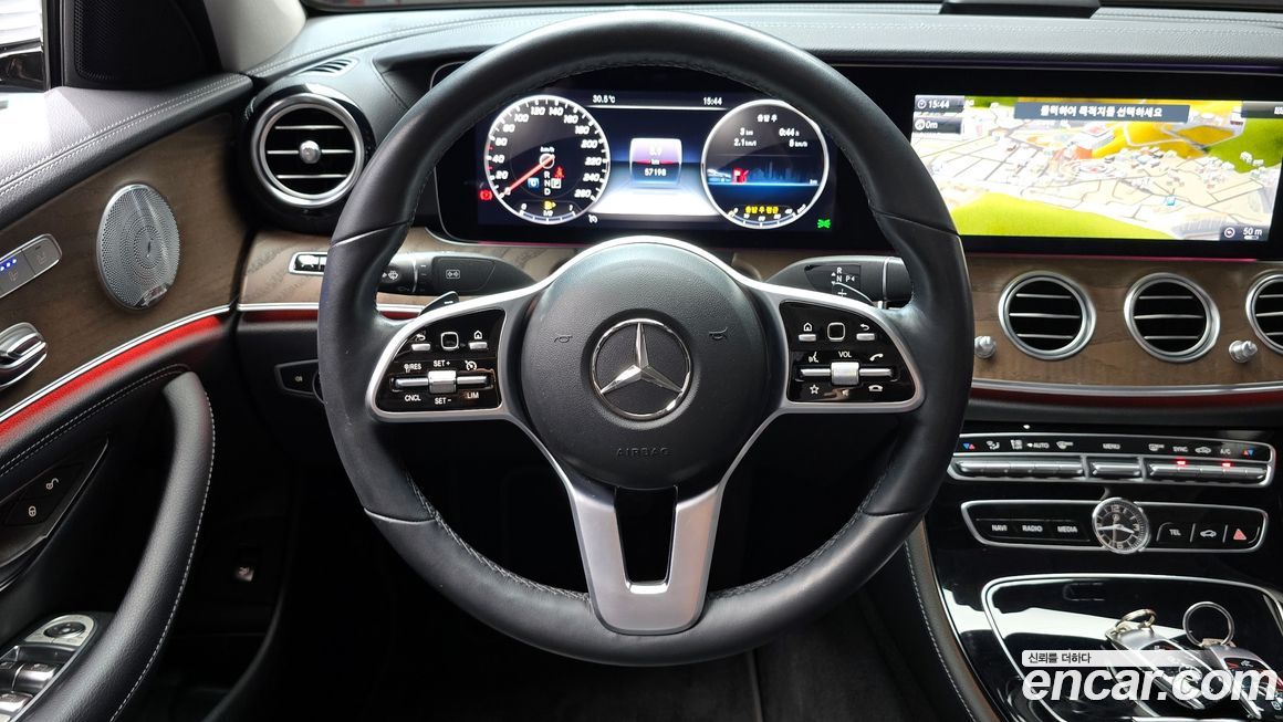 Mercedes-Benz E-Class 2019