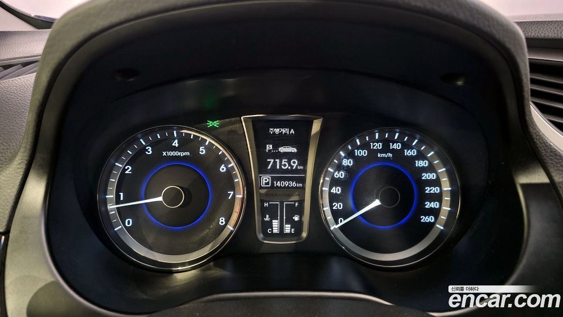 Hyundai Grandeur 2011