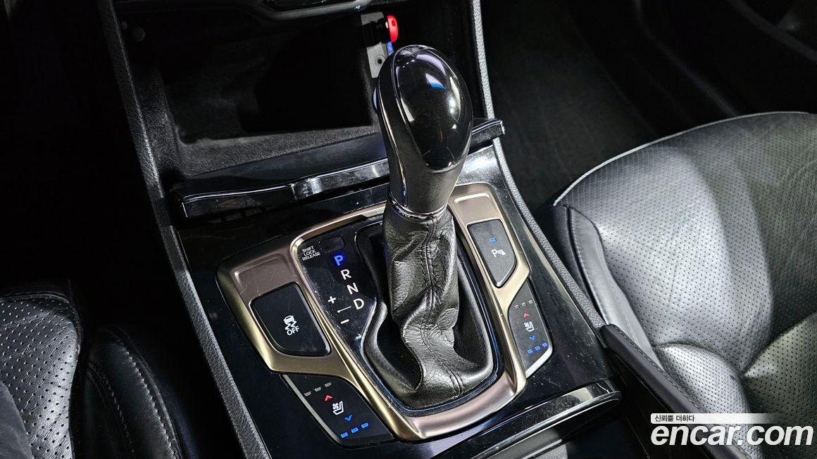 Hyundai Grandeur 2011