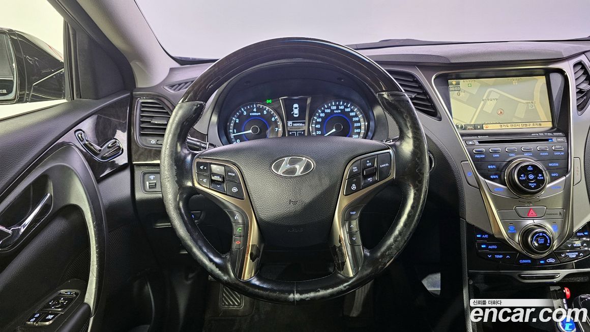 Hyundai Grandeur 2011