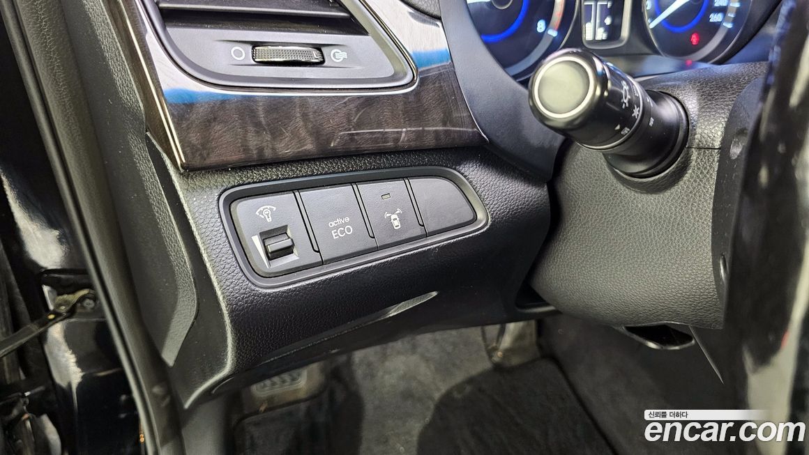 Hyundai Grandeur 2011