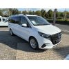 817623