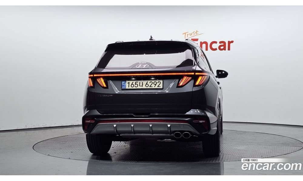 871021