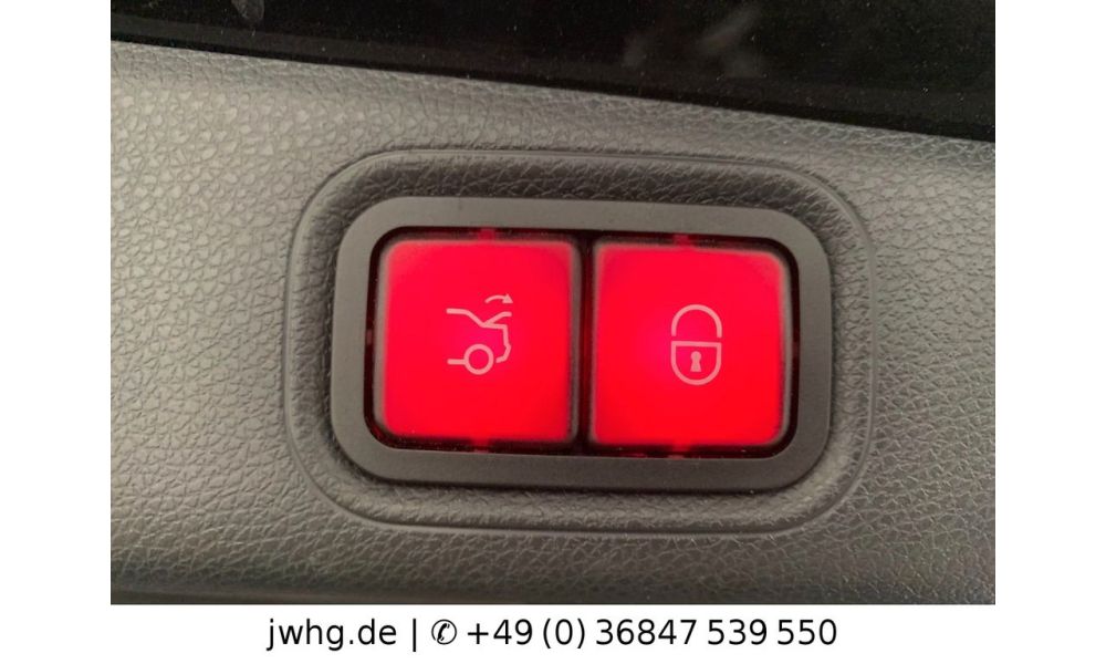 285030