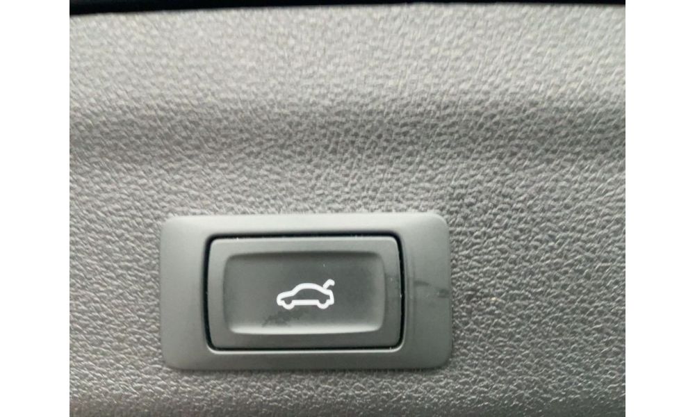 346004