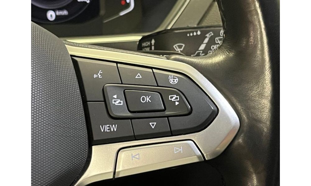 863520