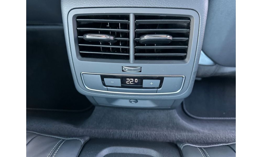 476434
