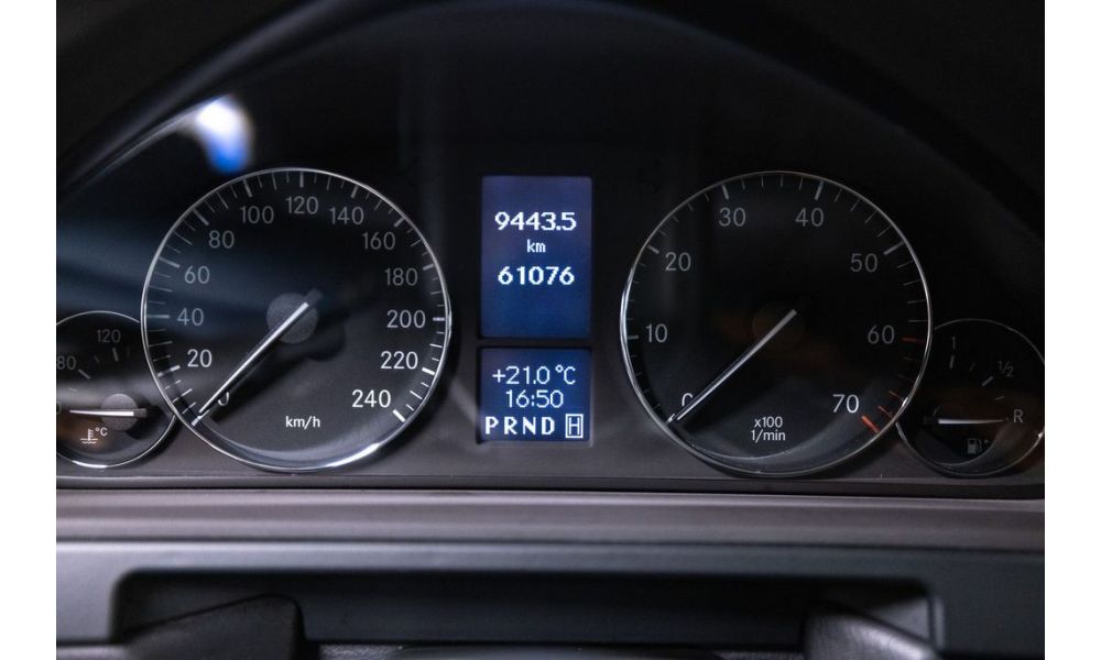 848516