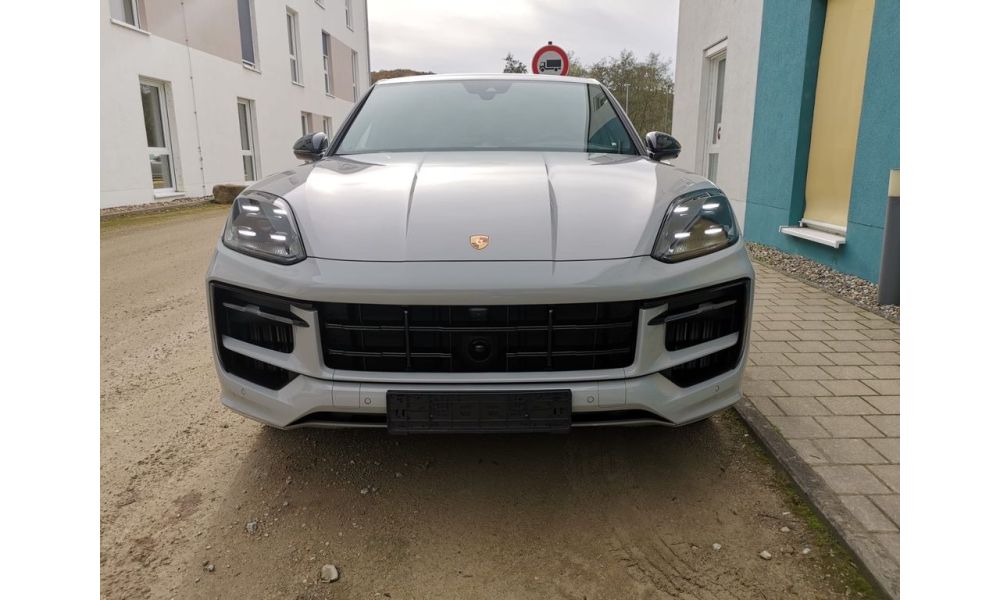 711782
