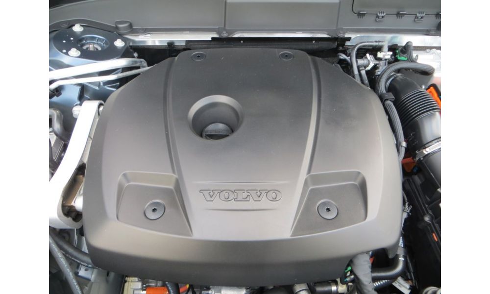 742005