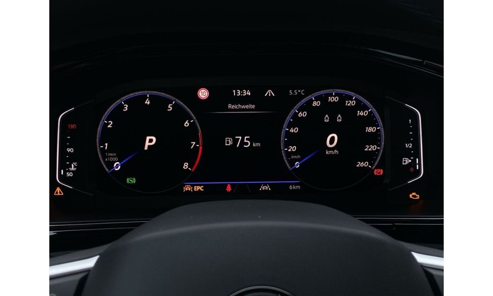 768610