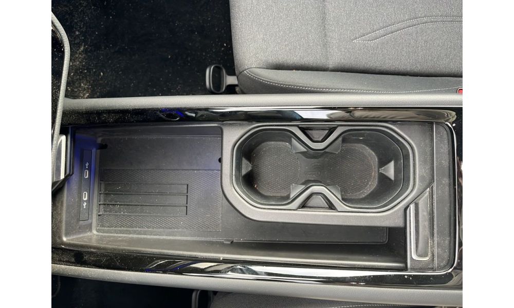 891804